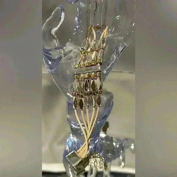 💎💟Women’s Vintage woman’s metal  bracelet - Picture 2 of 13